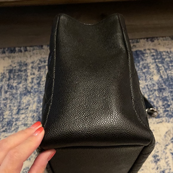 [SOLD]Chanel GST Cavier Silver hardware like new 💯 - Picture 11 of 16